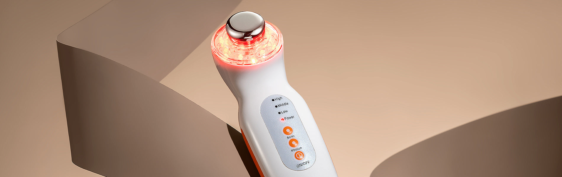 Bring the beauty clinic to your bathroom from LED to EMS